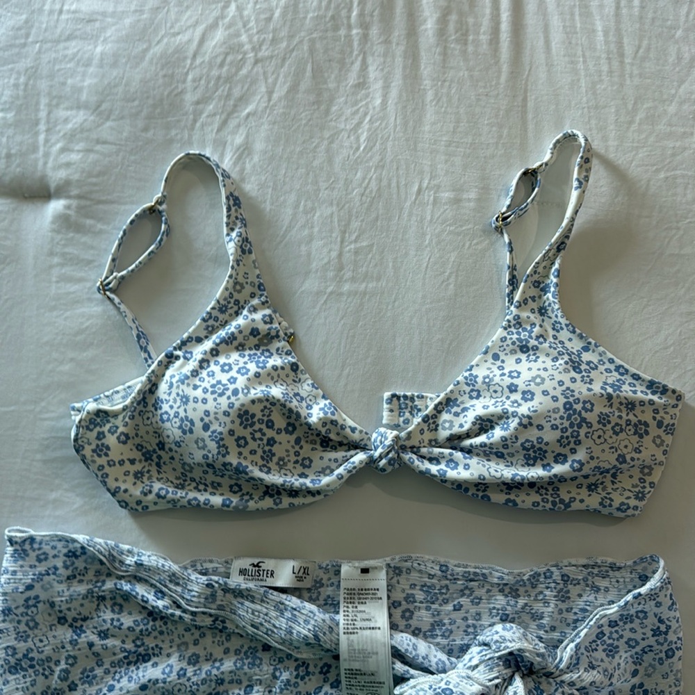 Hollister Bikini Top with wrap